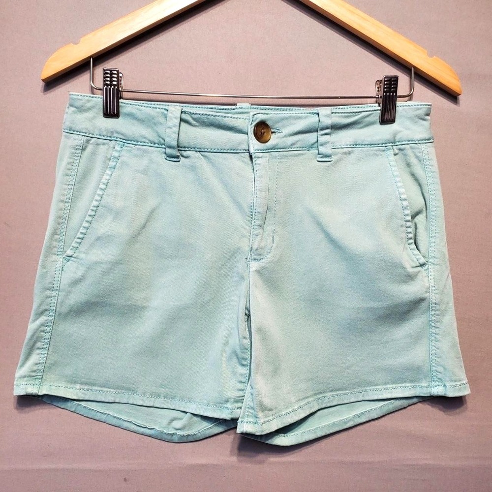 American Eagle Outfitters Midi Chino Super Stretch Shorts Womens 6 Green Coastal